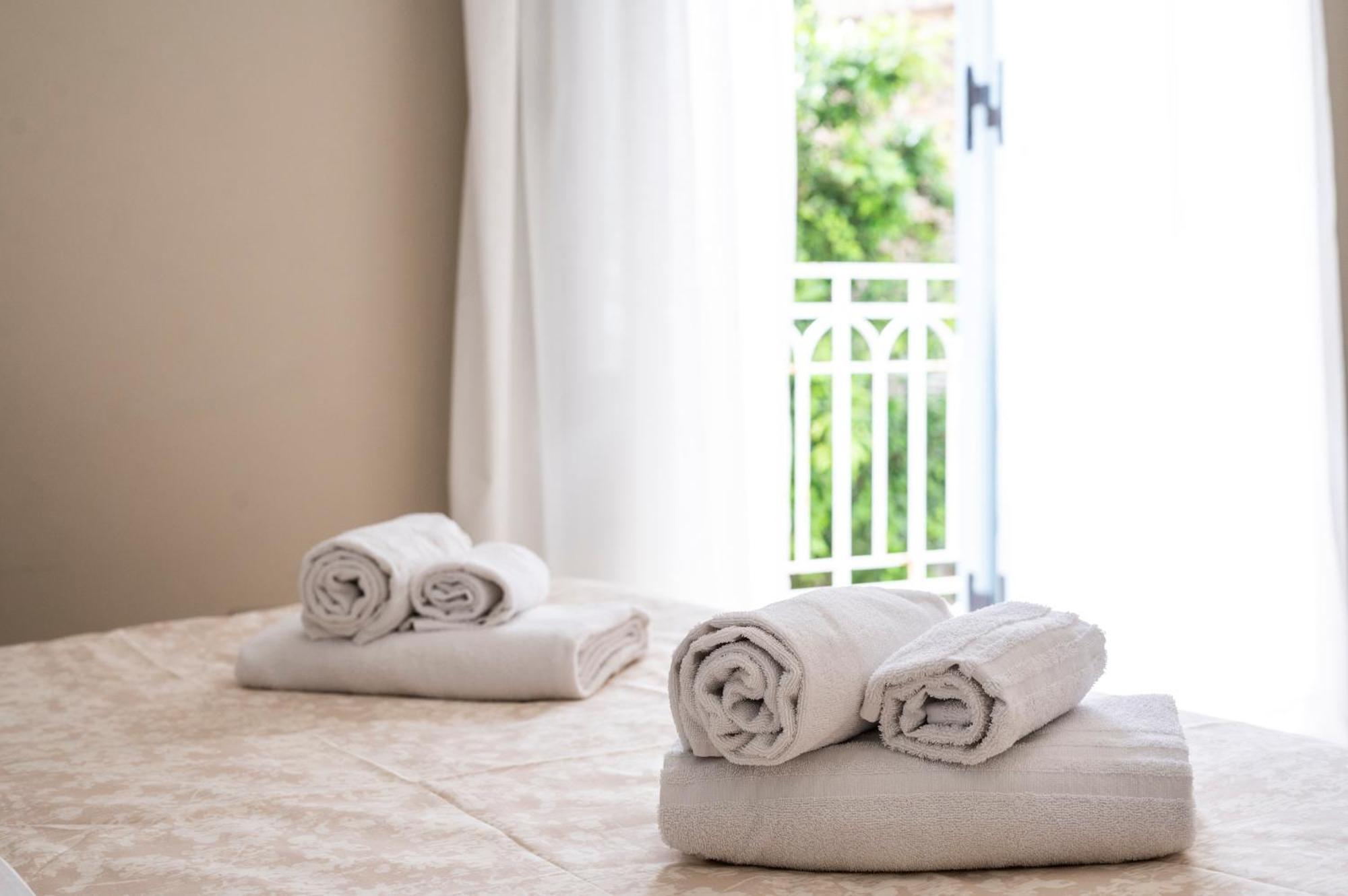 Le Mura - Charme Rooms Трапани Стая снимка