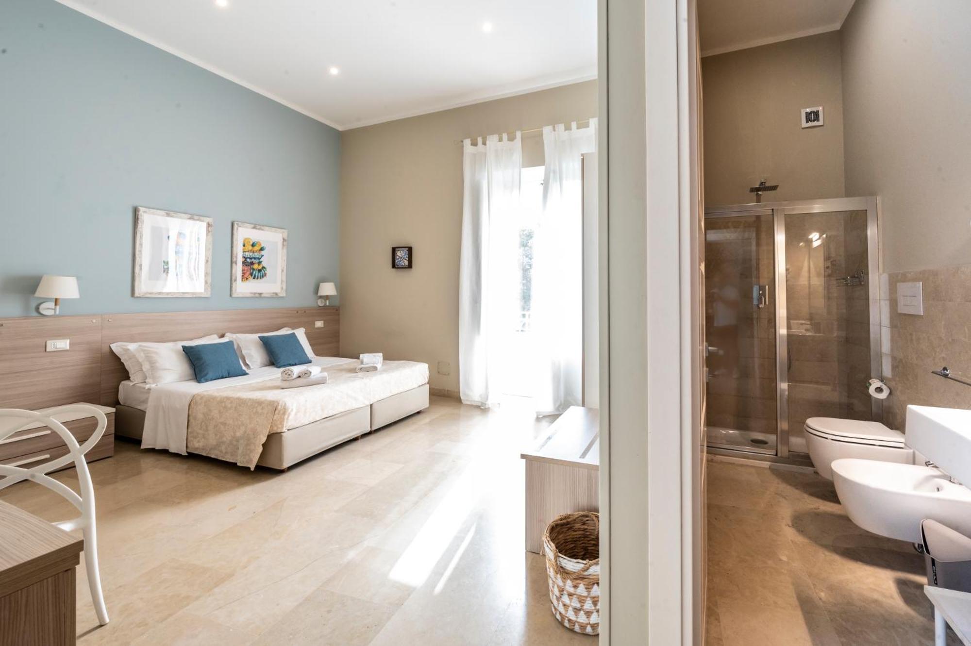 Le Mura - Charme Rooms Трапани Стая снимка