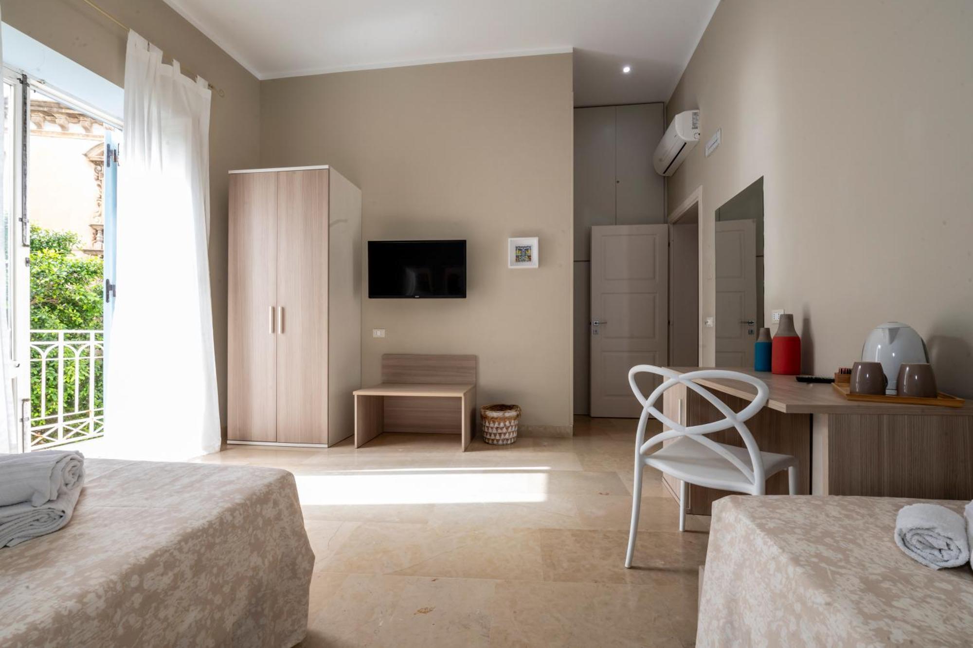 Le Mura - Charme Rooms Трапани Стая снимка