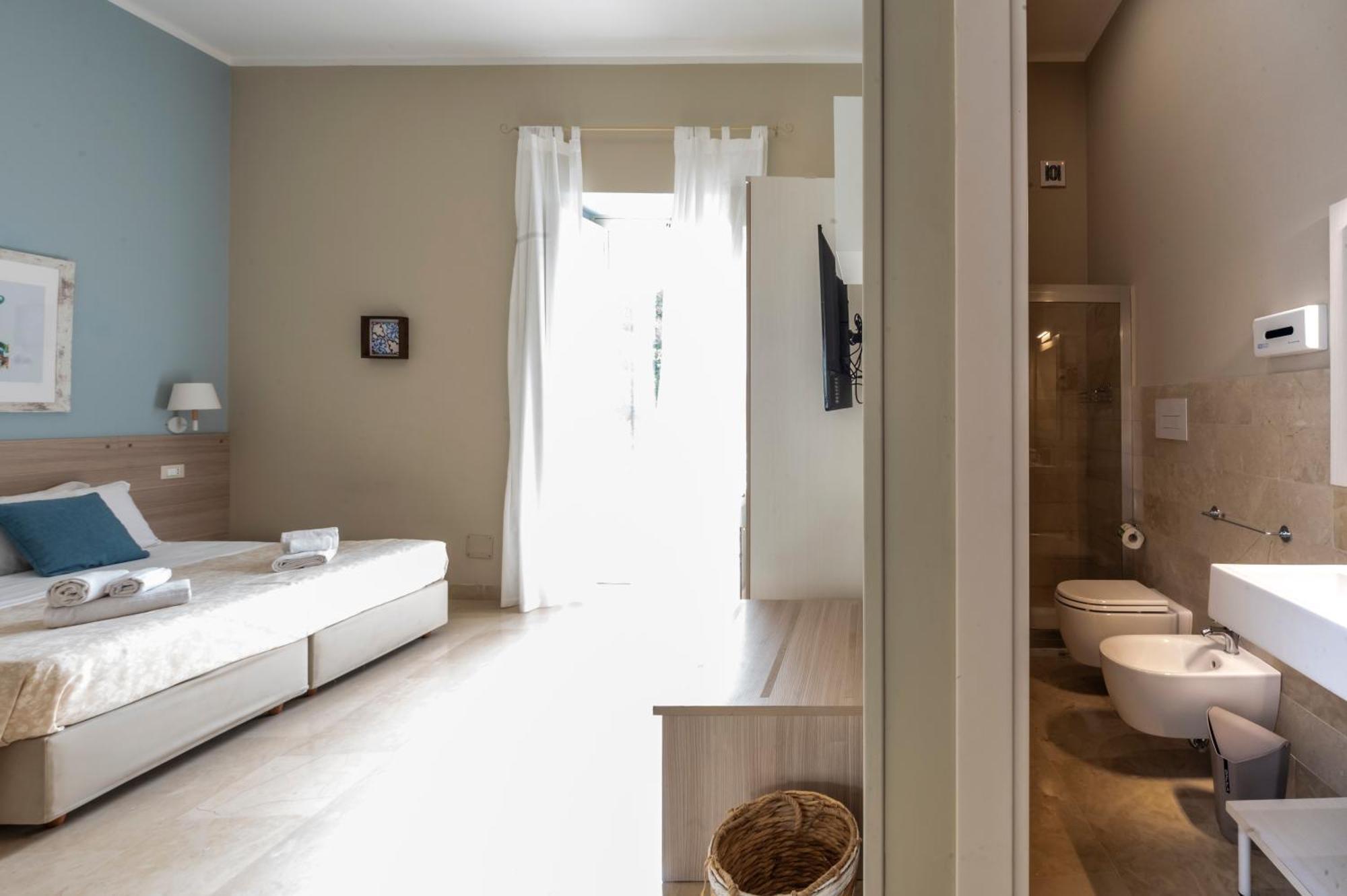 Le Mura - Charme Rooms Трапани Екстериор снимка